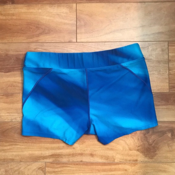 REEBOK🔹BLUE SPANDEX SHORTS - Picture 2 of 5